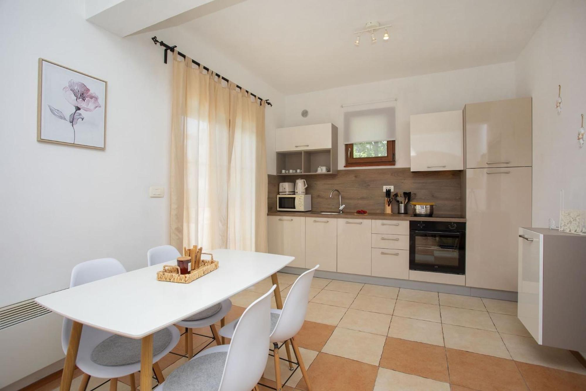 Holiday Home Deborah With Private Pool Labin  Eksteriør bilde